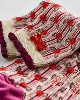Pink-Flowers-On-Vine-Ankle-Socks
