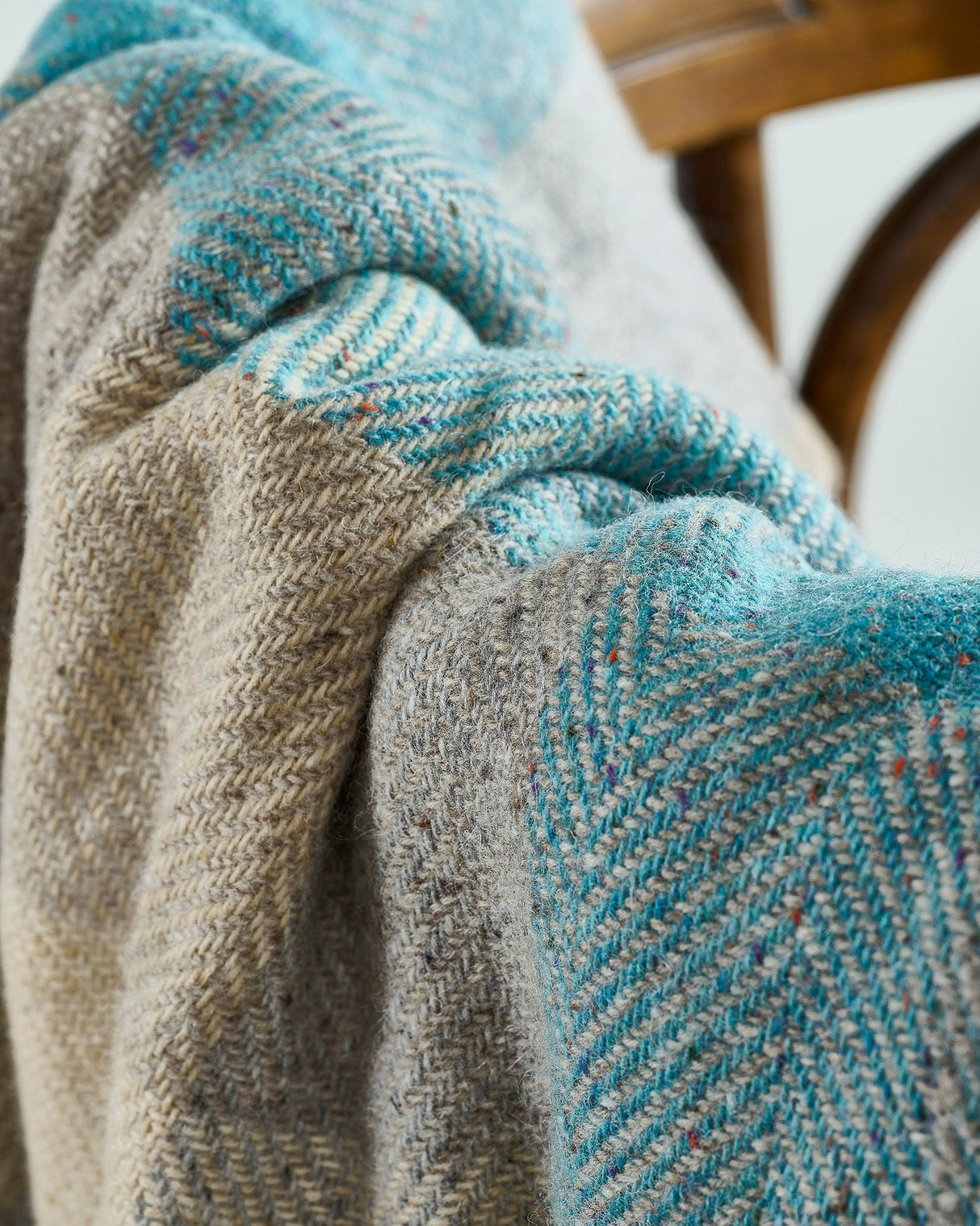 Dewdrop Mohair Tweed Throw