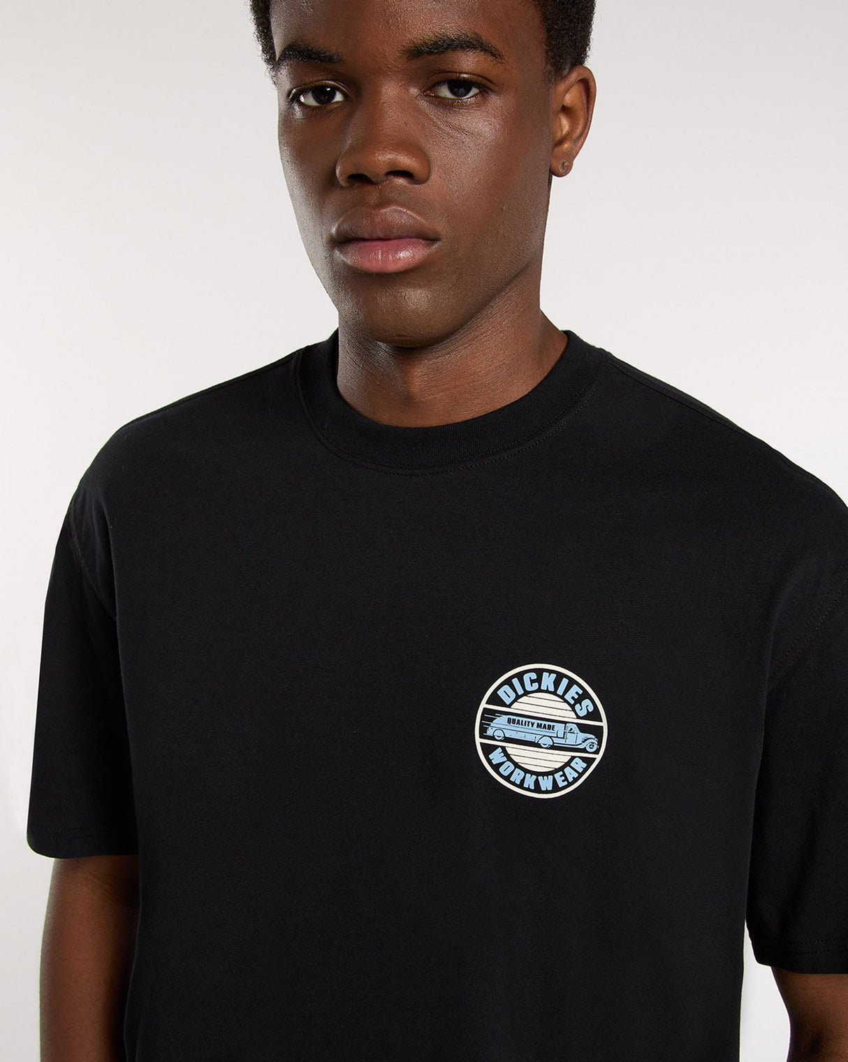 Black Circle Graphic T-Shirt