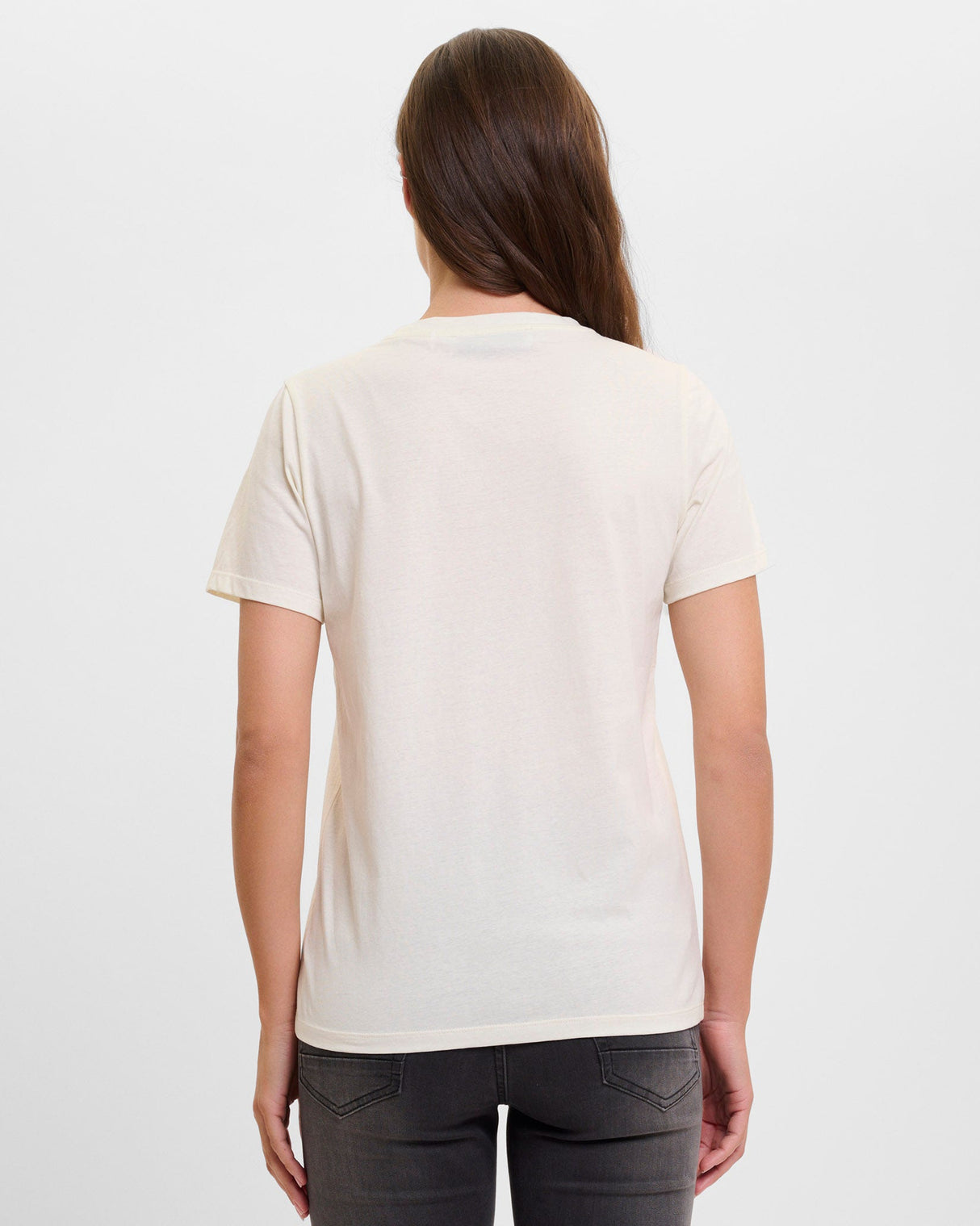 Snow-White-Drea-Embroidered-Heart-T-Shirt