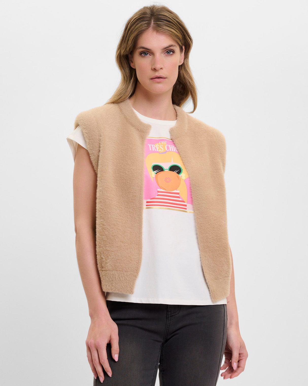 Desert-Elona-Short-Waistcoat