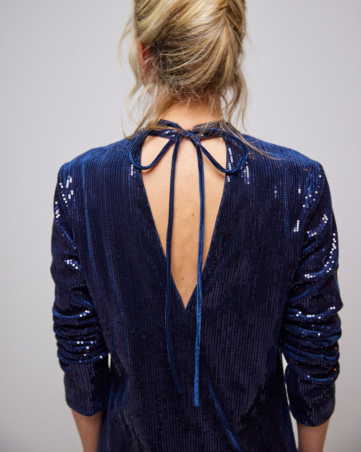 Bleu Marine Mady Sequins Midi Dress