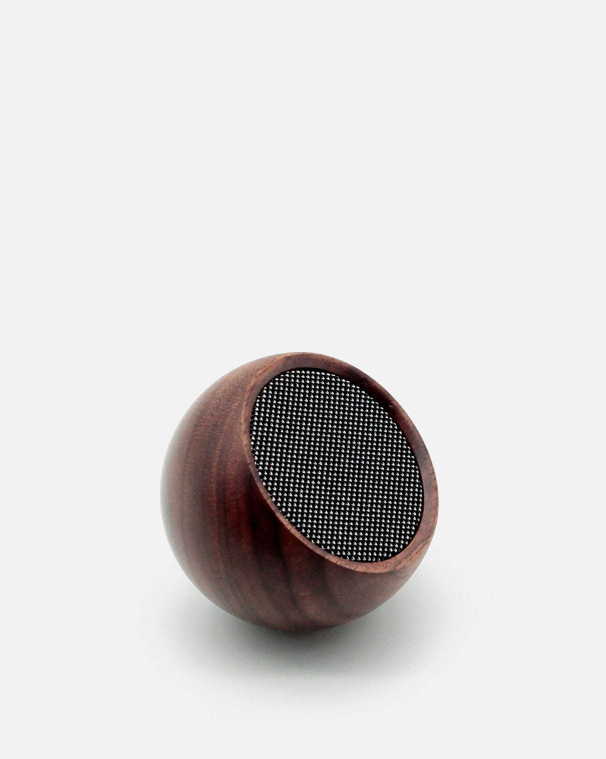 Walnut-Wood-Tumbler-Selfie-Bluetooth-Speaker