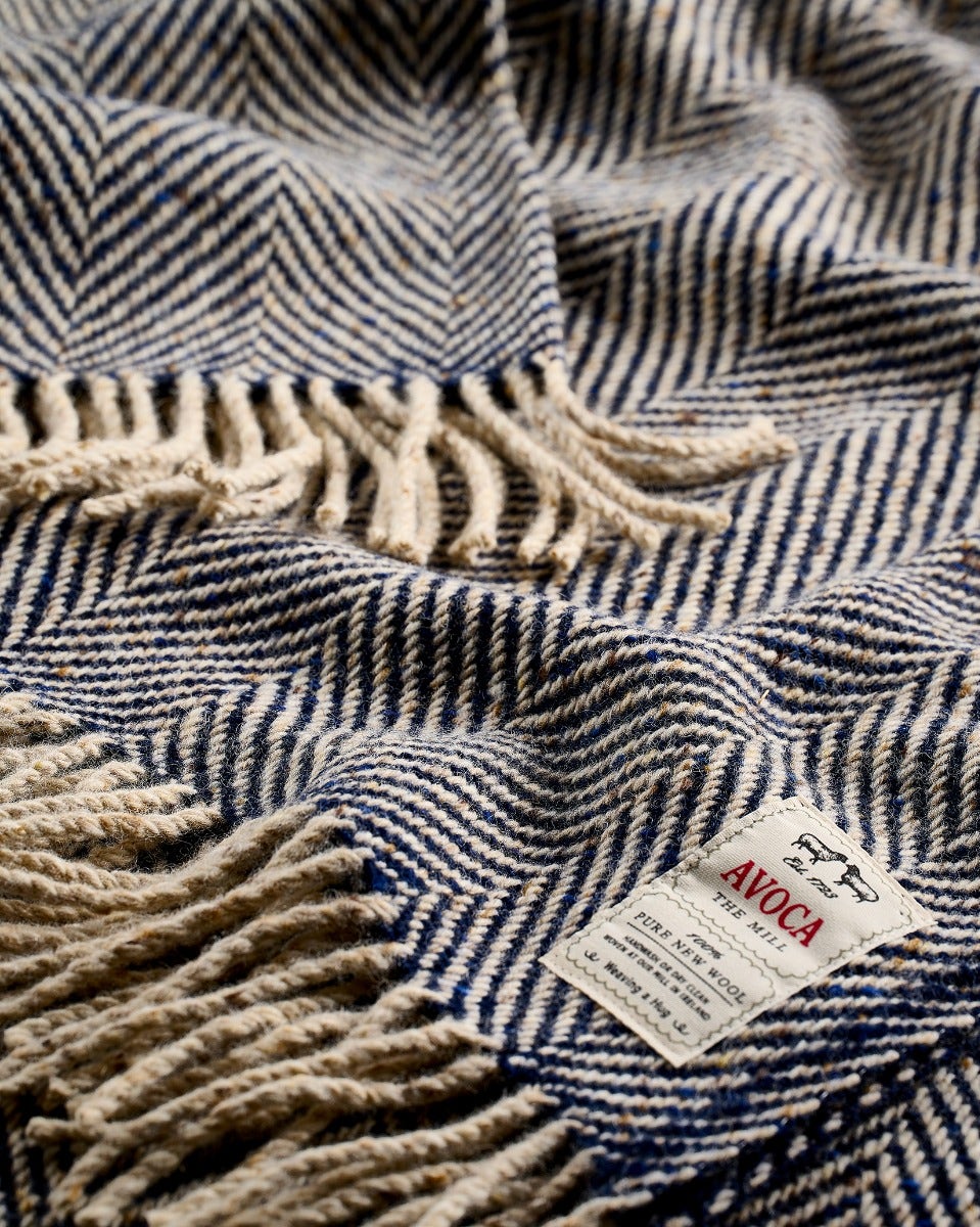 Navy & Oatmeal Heavy Donegal Throw