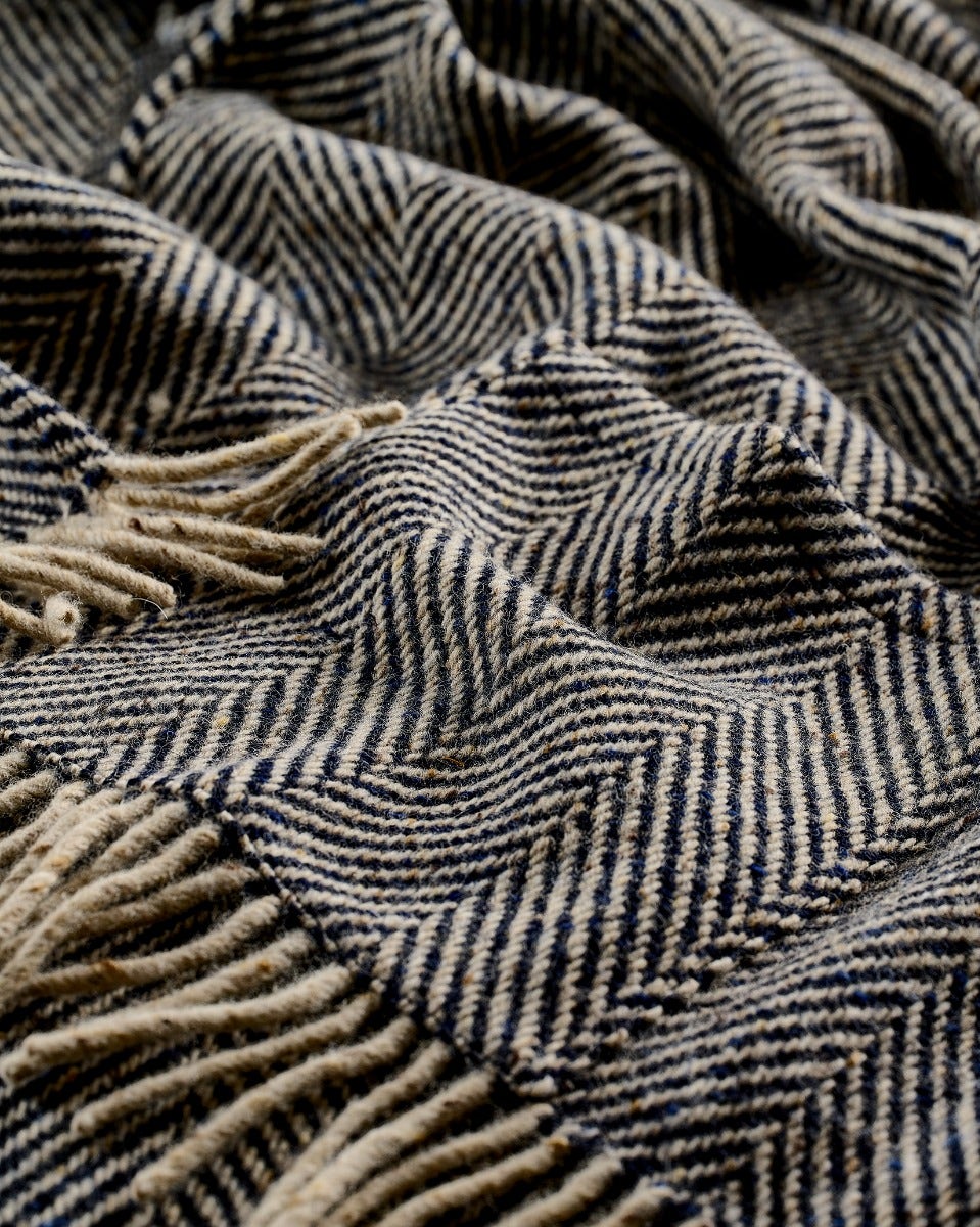 Navy Heavy Donegal Wool Pocket Wrap