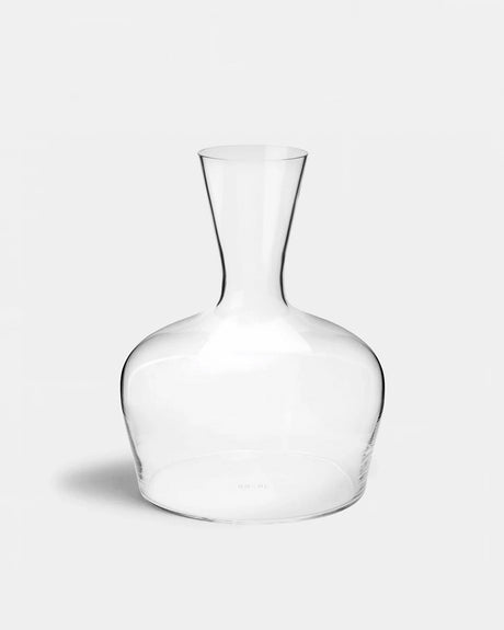 The-Young-Wine-Decanter
