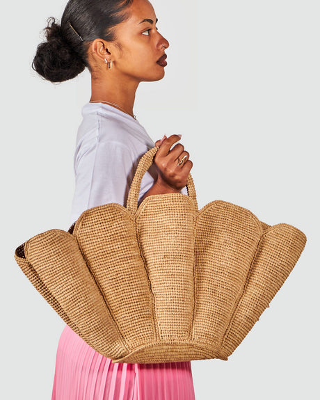 Natural-Anna-Raffia-Bag