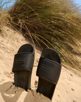 Black Cresswell Sliders