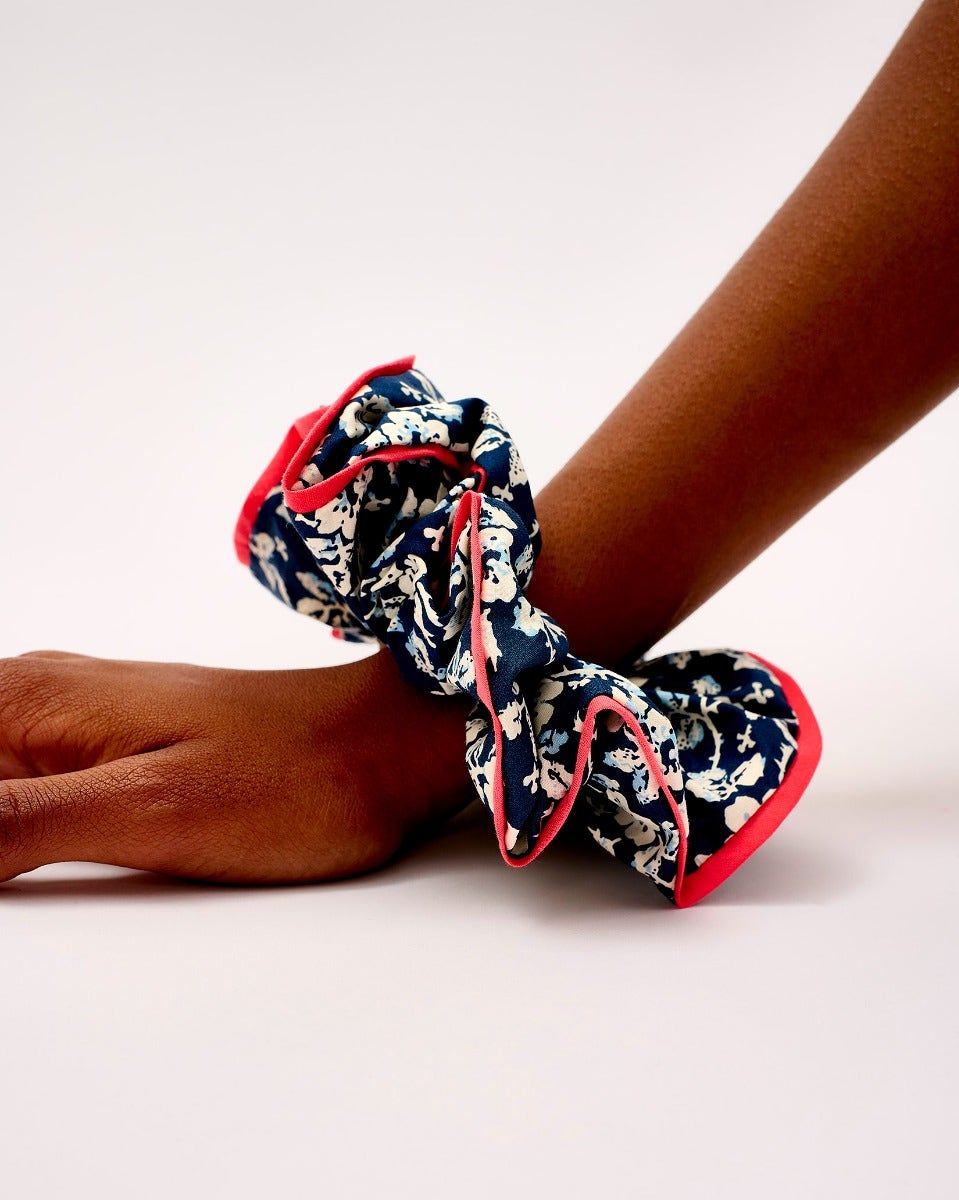 Mini-Floral-Navy-Cotton-Hair-Scrunchie