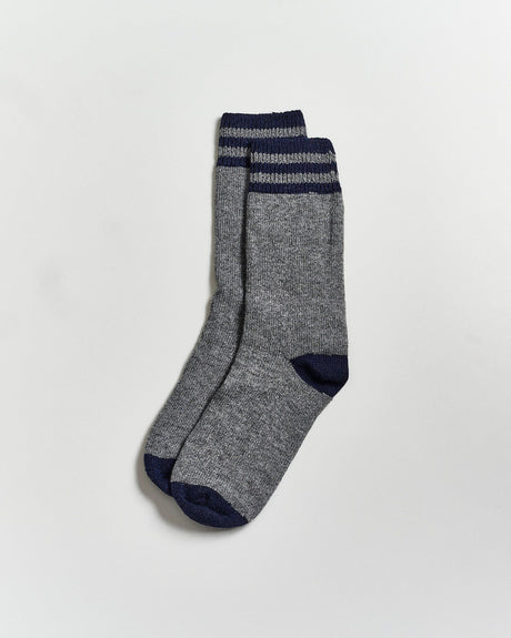 Mid-Grey-_-Navy-Cashmere-Blend-Men_s-Socks