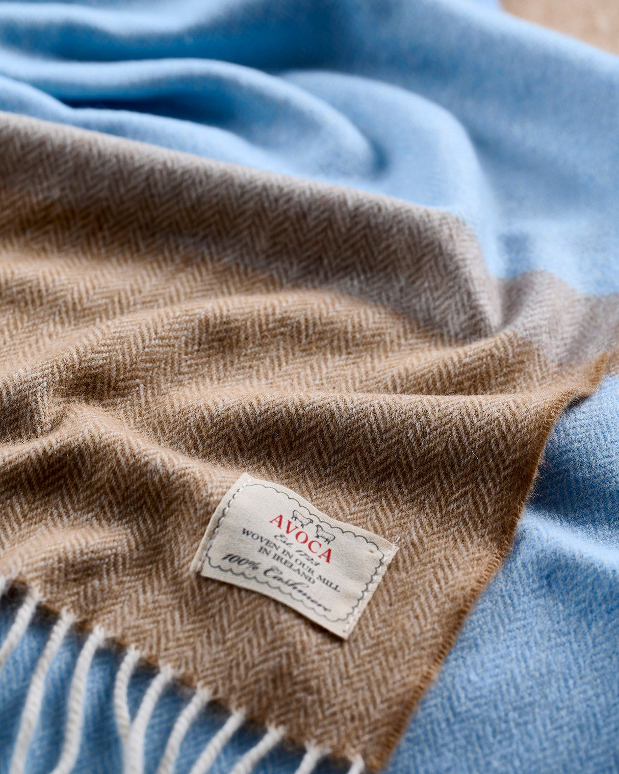 Beige-Blue-Blocks-100-Cashmere-Scarf