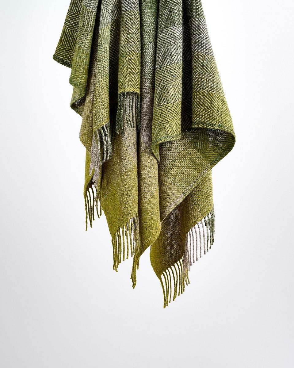 Oak Mohair Tweed Throw