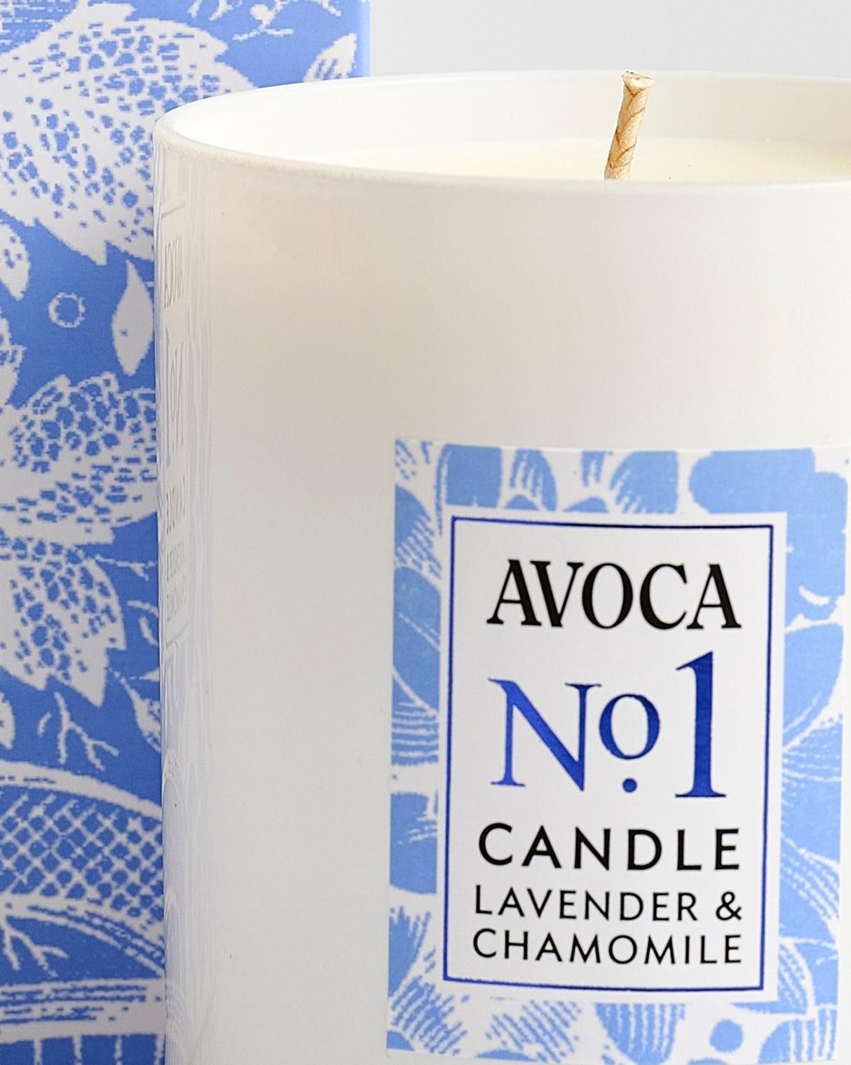 No.1-Lavender-_-Chamomile-Scented-Candle