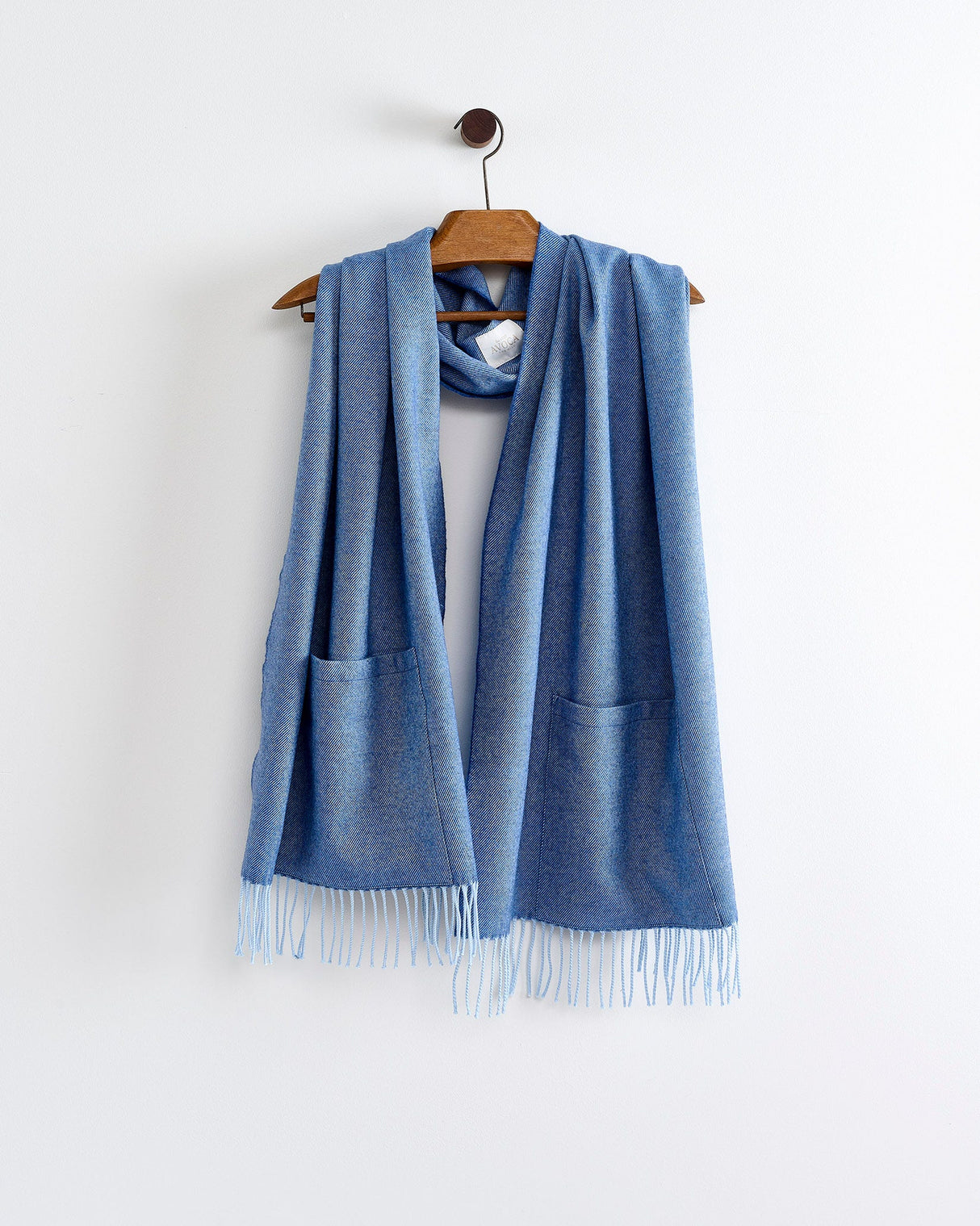River-Merino-Wool-Pocket-Wrap