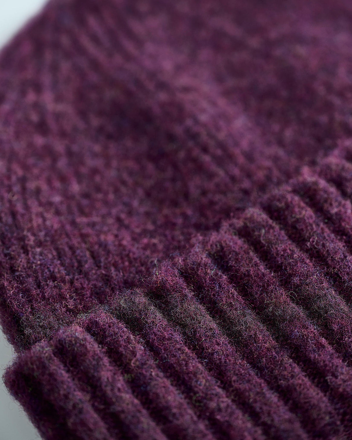 Blackgrape-Brushed-Lambswool-Hat