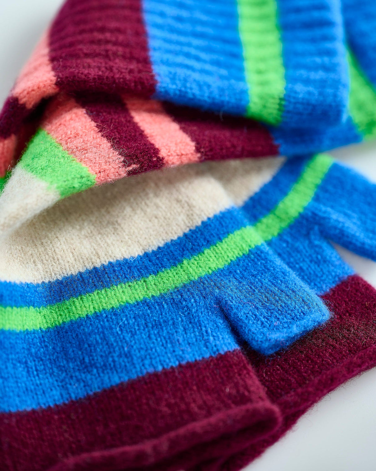 Bord-Lipstick-Lambswool-Maiden-Cuff