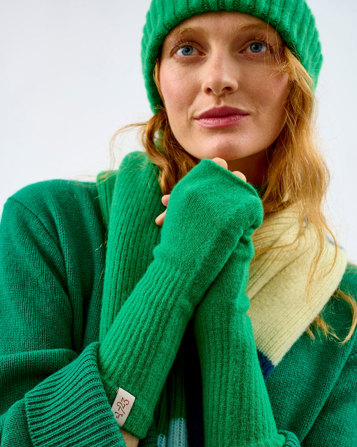 Billiard-Diesel-Lambswool-Fingerless-Mittens