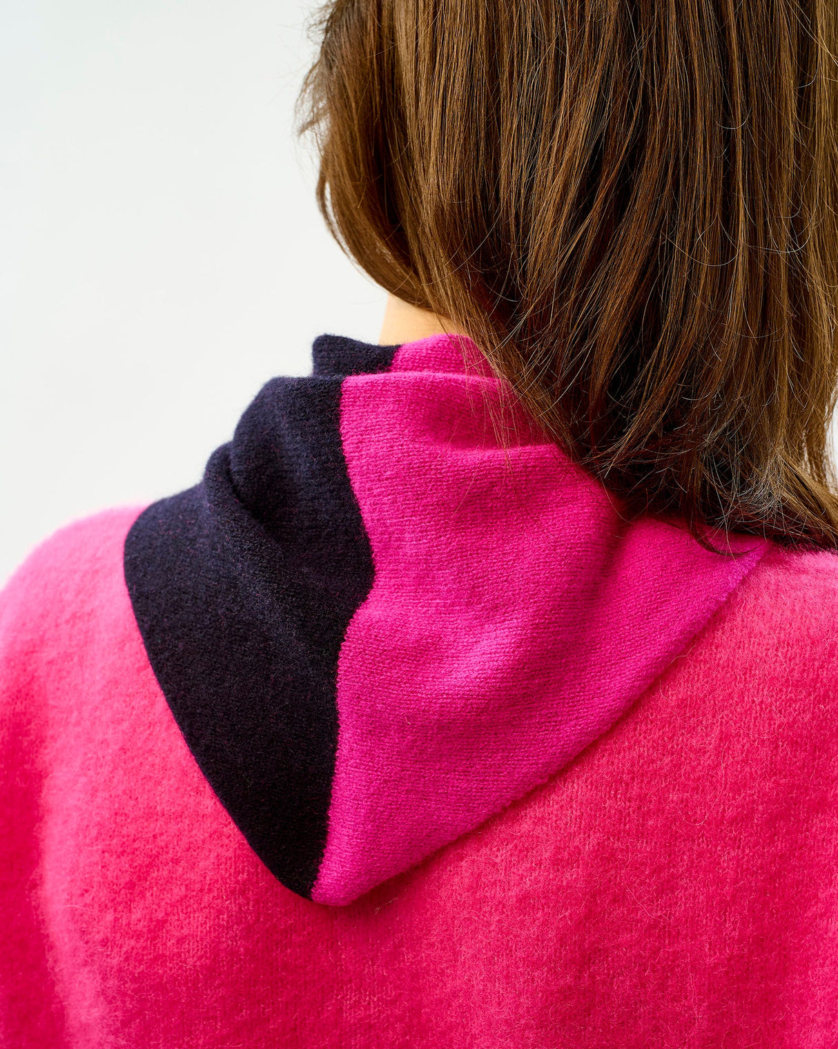 Navy-Neon-Pink-Lambswool-Scout-Stripe-Trangle-Scarf