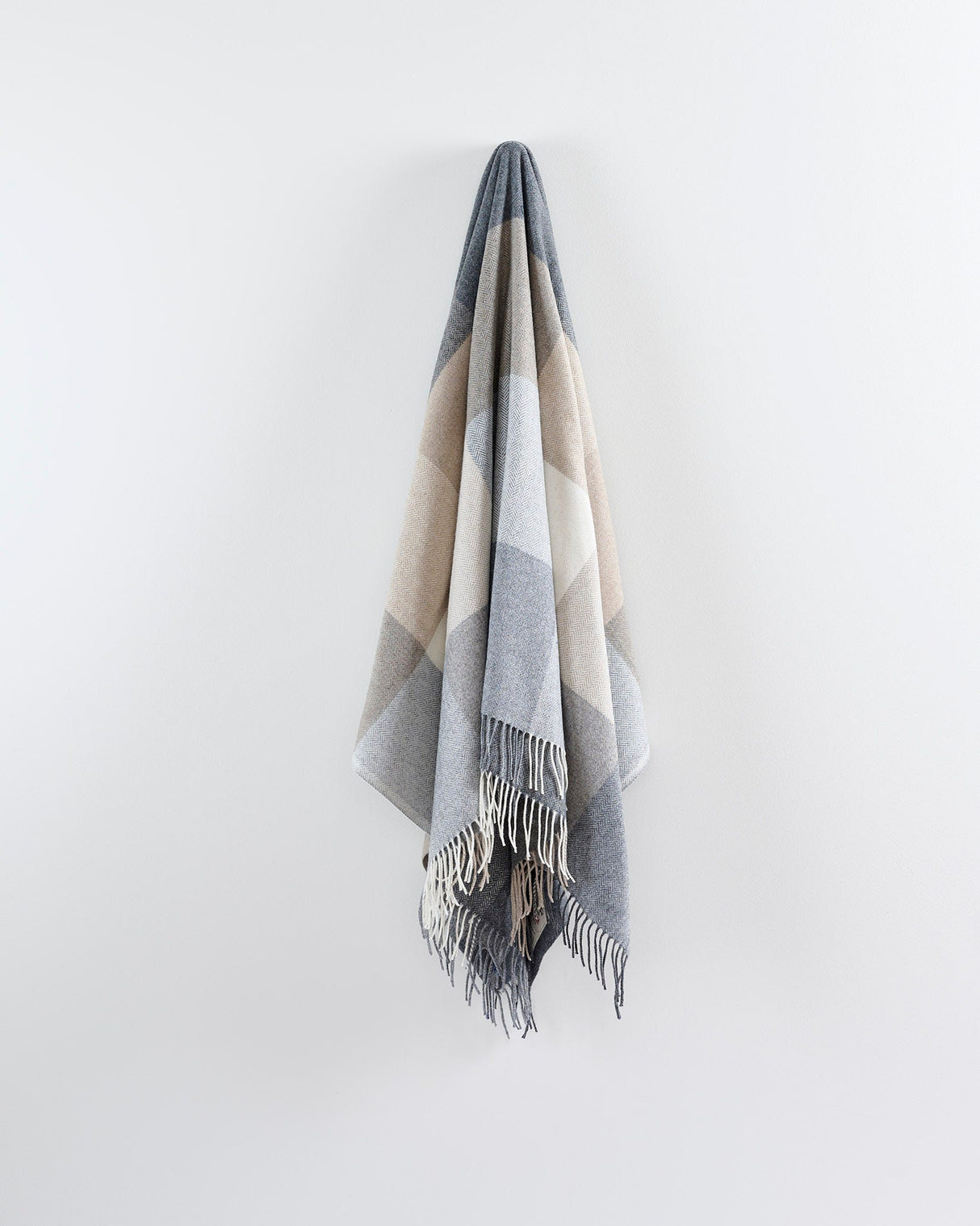 Rome-Cashmere-Blend-Throw