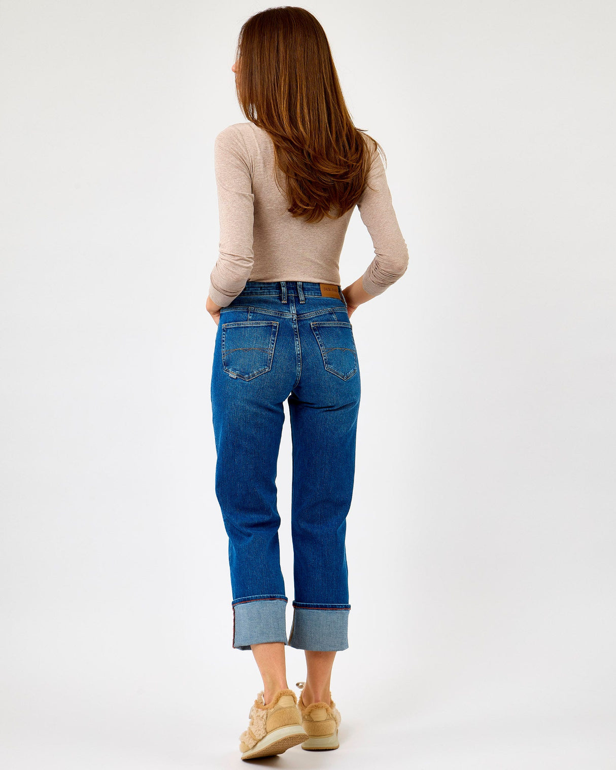Medium True Basic Wash Jeans
