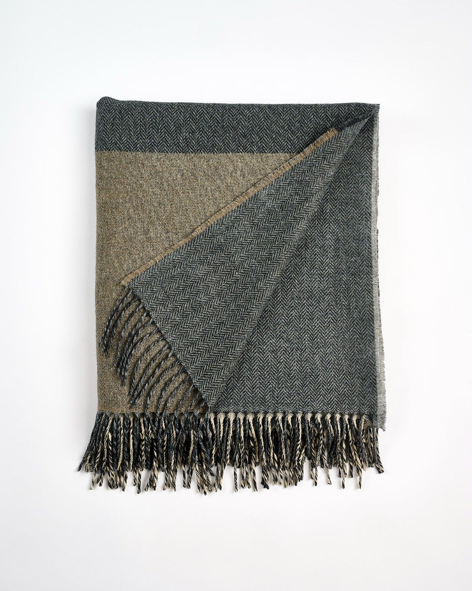 Charcoal & Cream Stella Cashmere Blend Throw