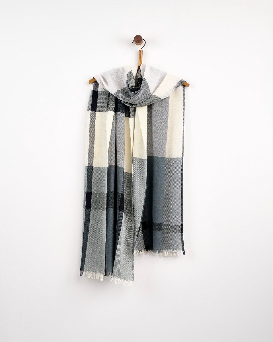 Grey Check Worsted Wool Wrap